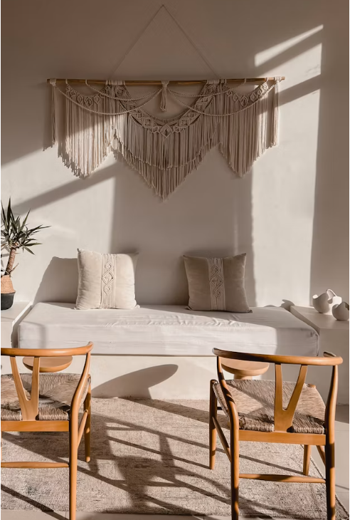 Pormenor de decoração têxtil num quarto